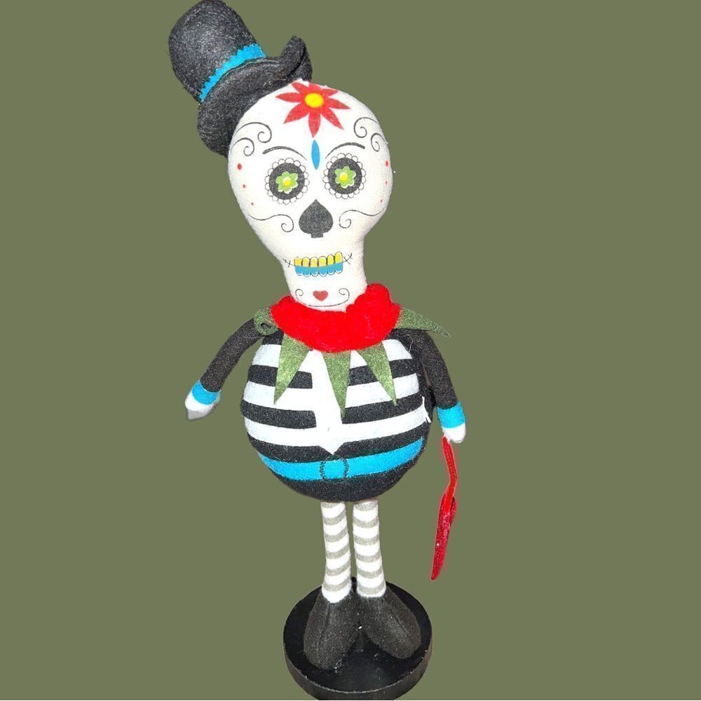 Dawn of the dead stuffed free standing doll